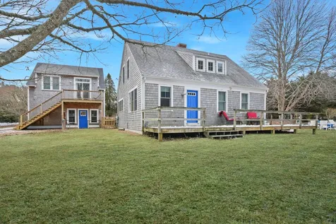 44 Plantingfield Way Edgartown MA 02539