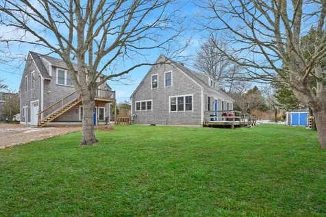 44 Plantingfield Way Edgartown MA 02539