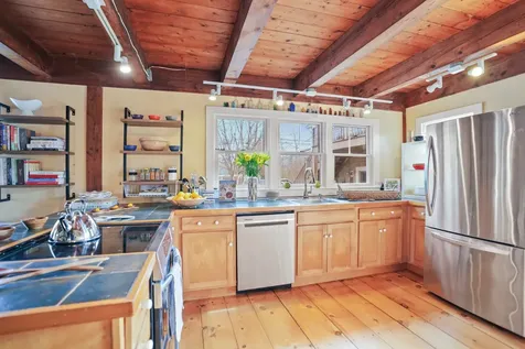 44 Plantingfield Way Edgartown MA 02539