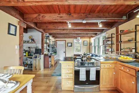 44 Plantingfield Way Edgartown MA 02539