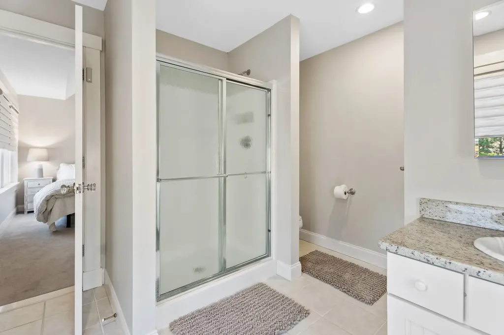 18 South Pond Road West Tisbury MA 02575