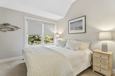 18 South Pond Road West Tisbury MA 02575