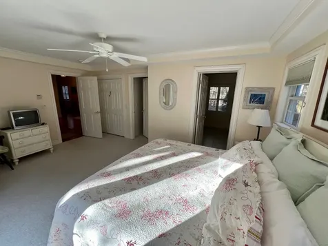 32 Harthaven Road Oak Bluffs MA 02557