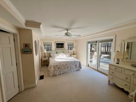 32 Harthaven Road Oak Bluffs MA 02557