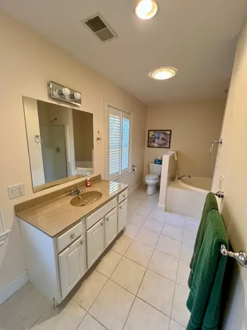 32 Harthaven Road Oak Bluffs MA 02557