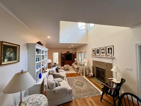 32 Harthaven Road Oak Bluffs MA 02557