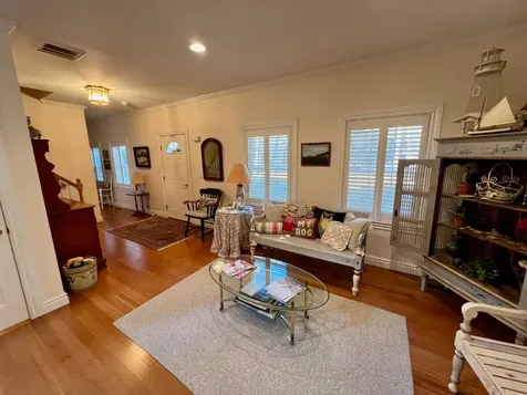 32 Harthaven Road Oak Bluffs MA 02557