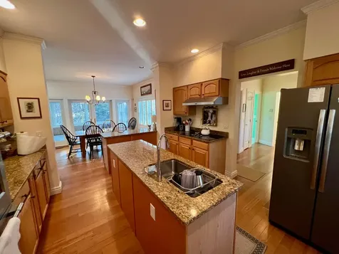 32 Harthaven Road Oak Bluffs MA 02557