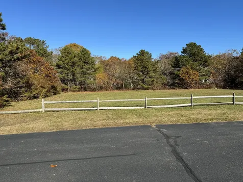 24 Dolly Lane Oak Bluffs MA 02557