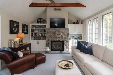 3 Duncan Close Edgartown MA 02539