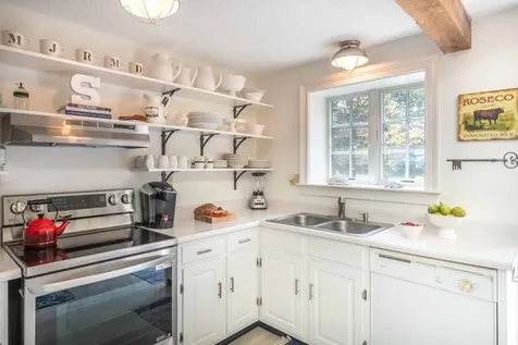 3 Duncan Close Edgartown MA 02539