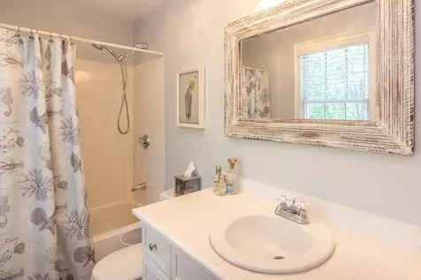 3 Duncan Close Edgartown MA 02539