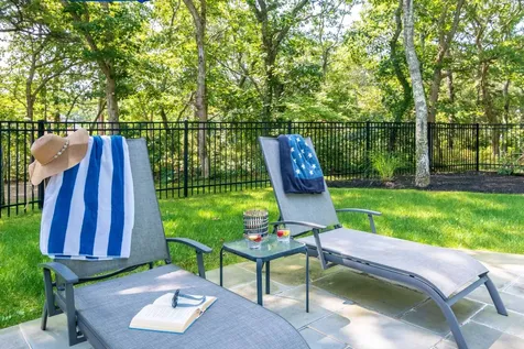 3 Duncan Close Edgartown MA 02539