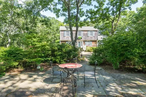 3 Duncan Close Edgartown MA 02539