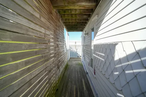 8 Circuit Avenue Extension Oak Bluffs MA 02557