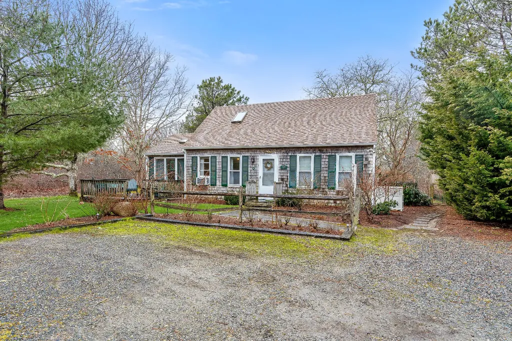 46 Windsor Drive Edgartown MA 02539