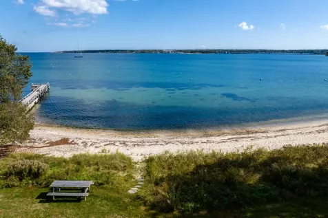 301 Main Street Vineyard Haven MA 02568