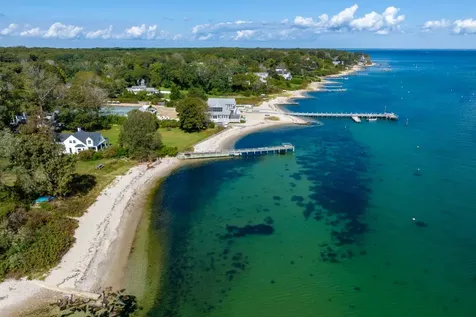 301 Main Street Vineyard Haven MA 02568
