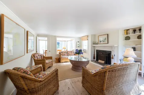 301 Main Street Vineyard Haven MA 02568