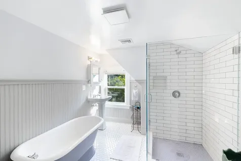 249 State Road Vineyard Haven MA 02568