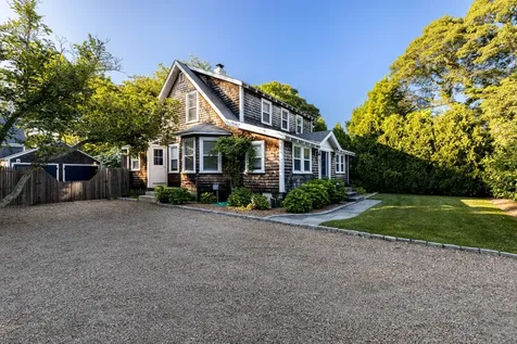 249 State Road Vineyard Haven MA 02568