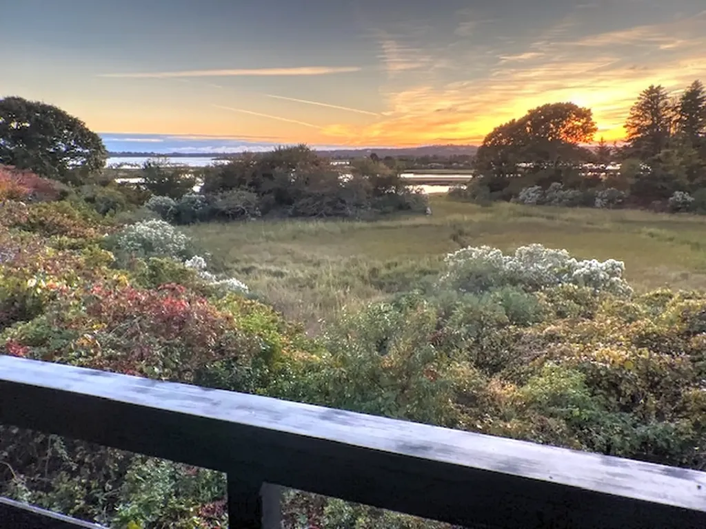 15 Marsh Road Chilmark, MA Martha's Vineyard Real Estate