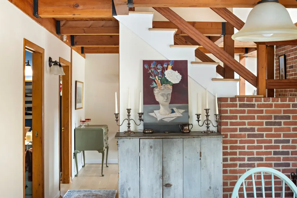 99 Old Purchase Road Edgartown MA 02539