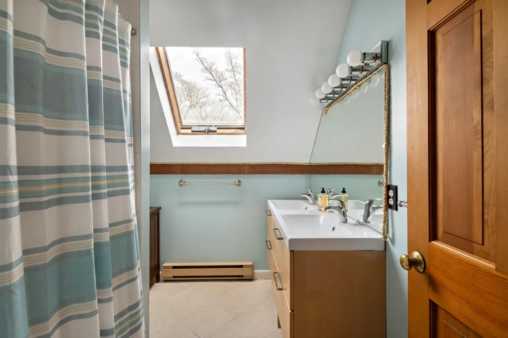 99 Old Purchase Road Edgartown MA 02539