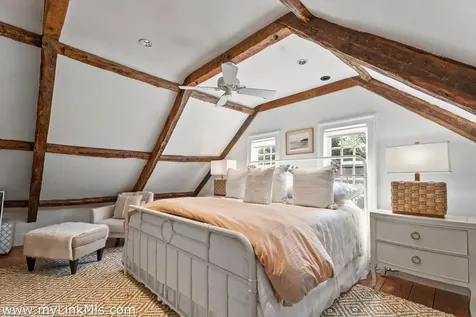 5 Stillpoint Meadows Road West Tisbury MA 02575