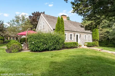 5 Stillpoint Meadows Road West Tisbury MA 02575