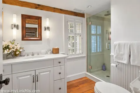 5 Stillpoint Meadows Road West Tisbury MA 02575