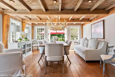 5 Stillpoint Meadows Road West Tisbury MA 02575