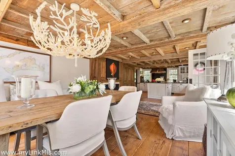 5 Stillpoint Meadows Road West Tisbury MA 02575