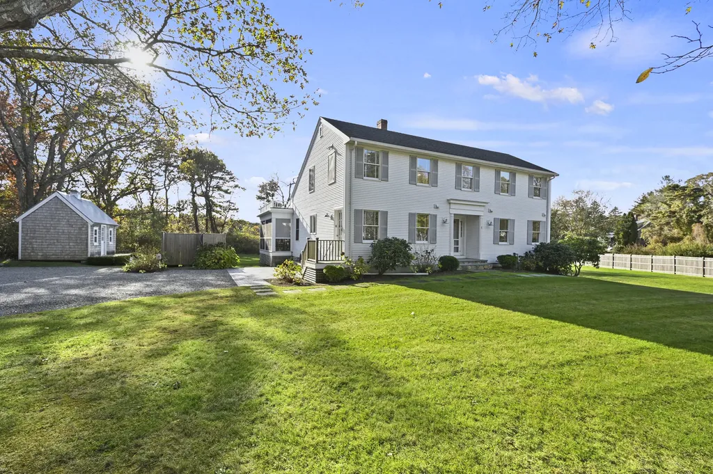 1 Marchants Path Edgartown MA 02539