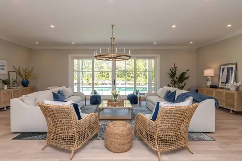 69 Division Road Edgartown MA 02539