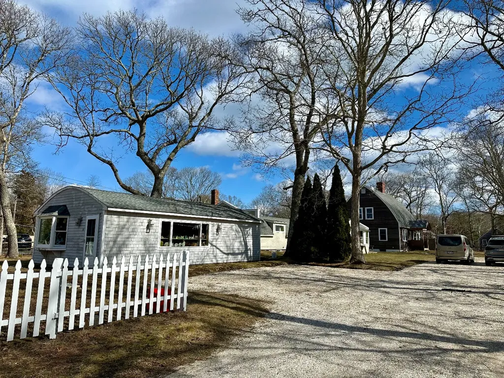 Oak Bluffs MA MultiFamily Properties Grace Hagerty Real Estate