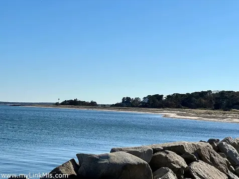 53 Harthaven Road Oak Bluffs MA 02557