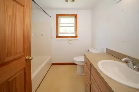 123 Manchester Avenue Oak Bluffs MA 02557