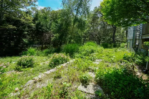 123 Manchester Avenue Oak Bluffs MA 02557