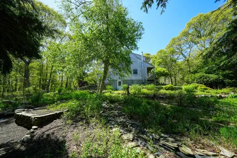 123 Manchester Avenue Oak Bluffs MA 02557