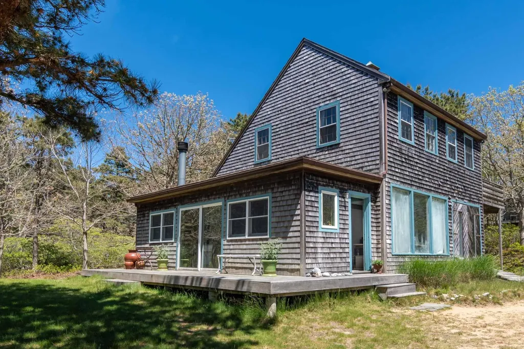 188 Waldrons Bottom Road West Tisbury MA 02575