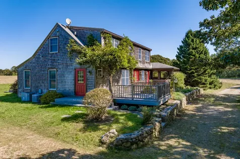 25 Beetle Swamp Road Edgartown MA 02539