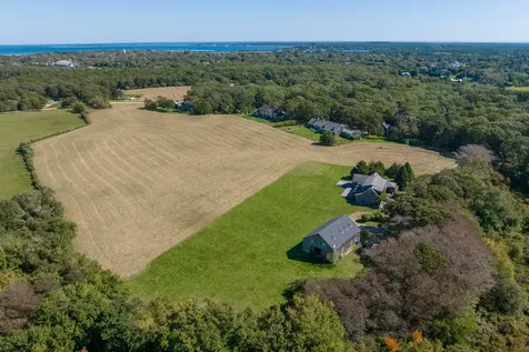 25 Beetle Swamp Road Edgartown MA 02539