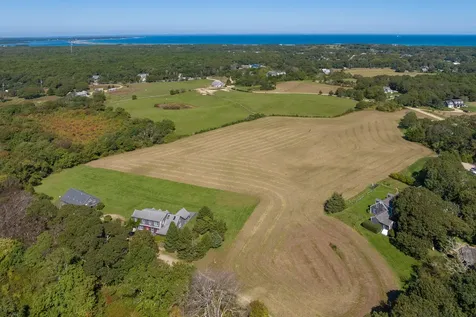 25 Beetle Swamp Road Edgartown MA 02539