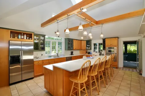 25 Beetle Swamp Road Edgartown MA 02539