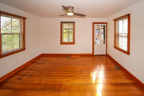 31 Winthrop Avenue Oak Bluffs MA 02557