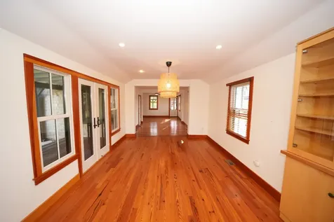31 Winthrop Avenue Oak Bluffs MA 02557