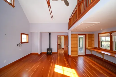 31 Winthrop Avenue Oak Bluffs MA 02557