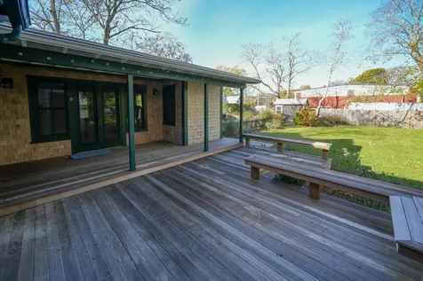 31 Winthrop Avenue Oak Bluffs MA 02557