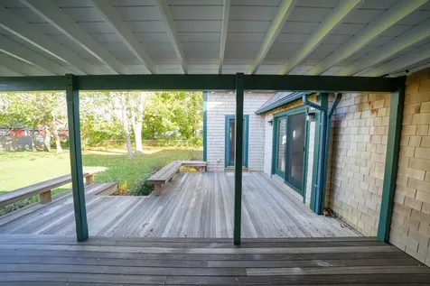 31 Winthrop Avenue Oak Bluffs MA 02557